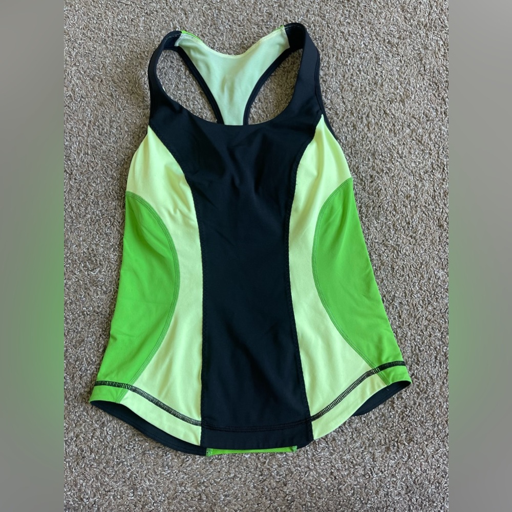 Lululemon tank top